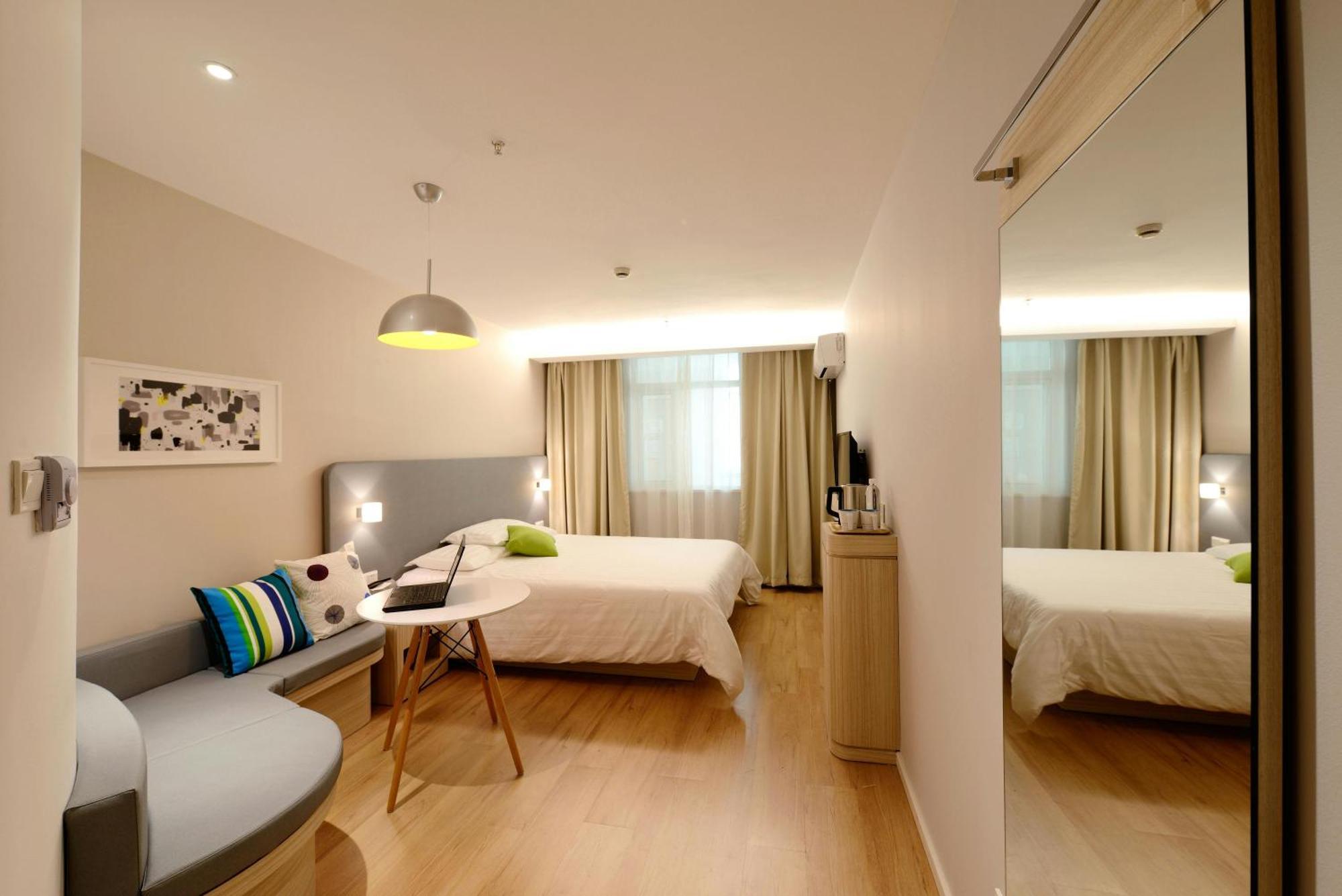 Hotel Luxury Global New Delhi Extérieur photo